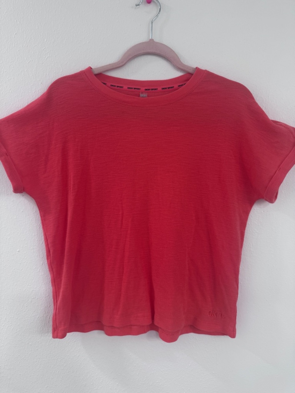DKNY Sport Coral Pink Waffle Knit Short Sleeve Top Size Medium